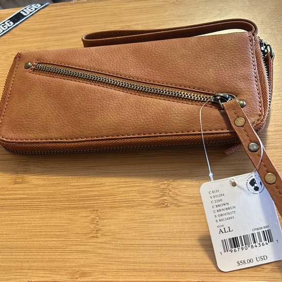 Free People Distressed Vegan Wallet, NWT - Picture 2 of 7